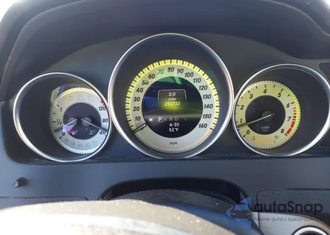 2013 Mercedes-Benz C 300 Luxury 4Matic из США, поврежденный, VIN WDDGF8AB2DA816967